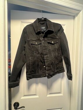 Abercrombie & Fitch - Men’s Denim Jacket